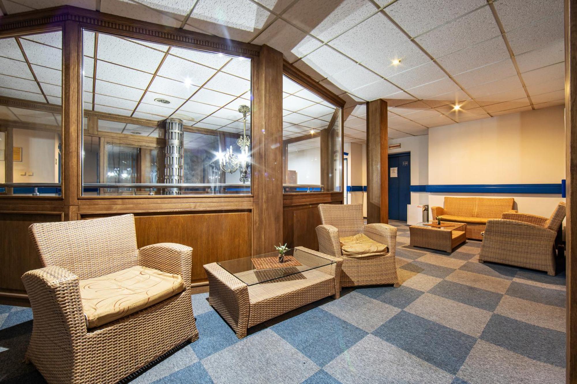 Hotel Armales Stakcin エクステリア 写真